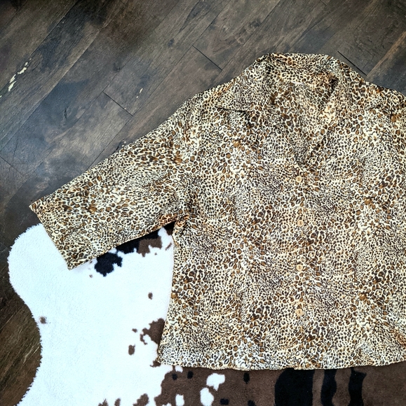 SILKY leopard - Picture 1 of 5